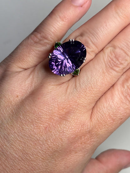 Huge Amethyst and Chrome Diopside Statement Ring 2 Tone Sterling Silver size 8 - NewLifeJewelryVault