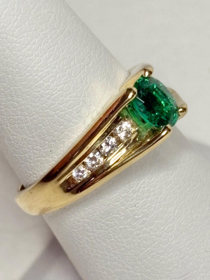 Natural Emerald and Diamond Ring By Spark 18k size 7 - NewLifeJewelryVault