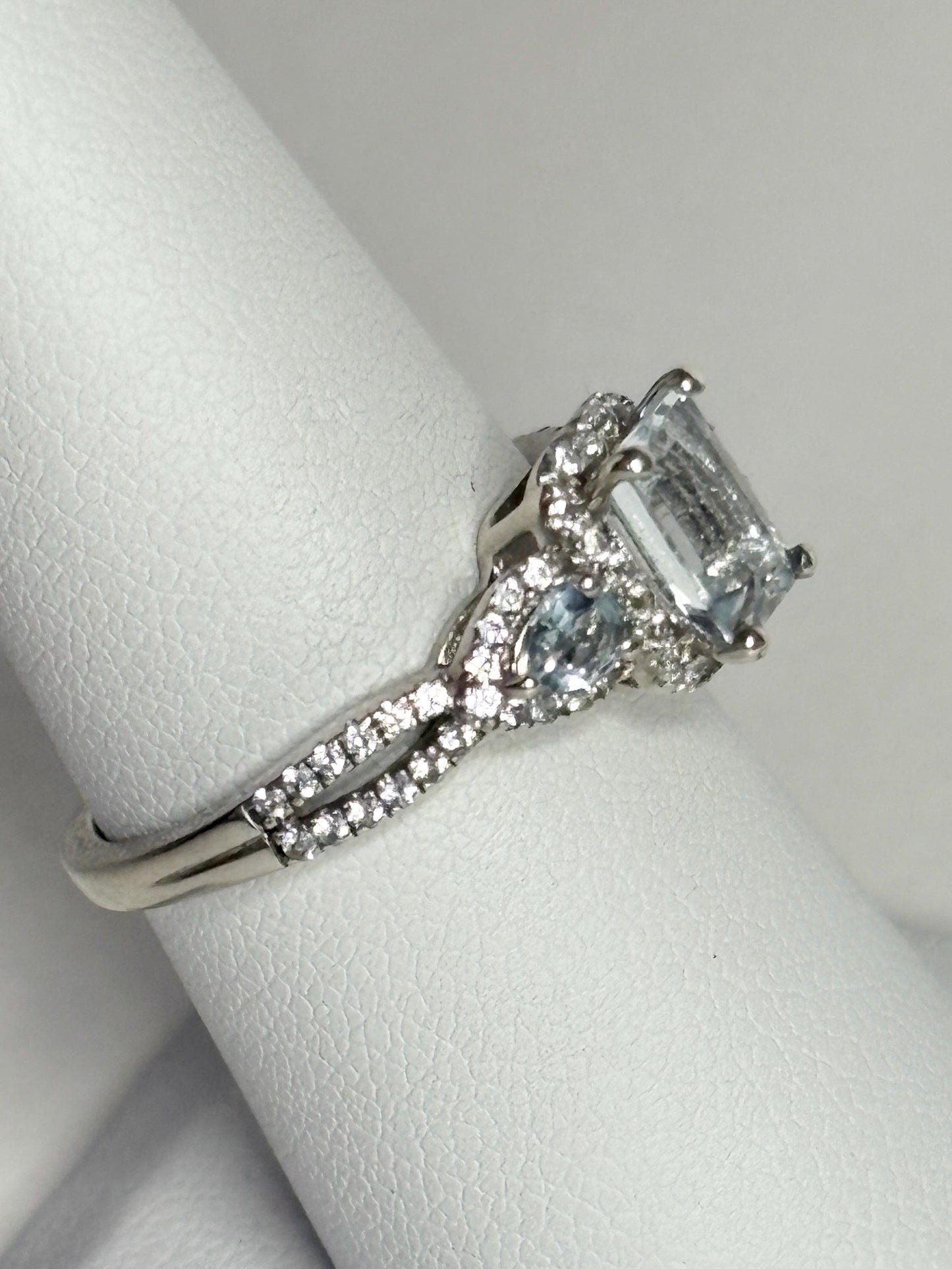 Aquamarine and White Zircon Halo 3 Stone Ring in Sterling Silver size 7 - NewLifeJewelryVault