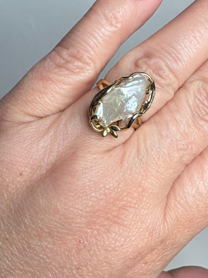 Biwa Cultured Pearl Freeform Ring Solid 14k Gold size 7.25 - NewLifeJewelryVault