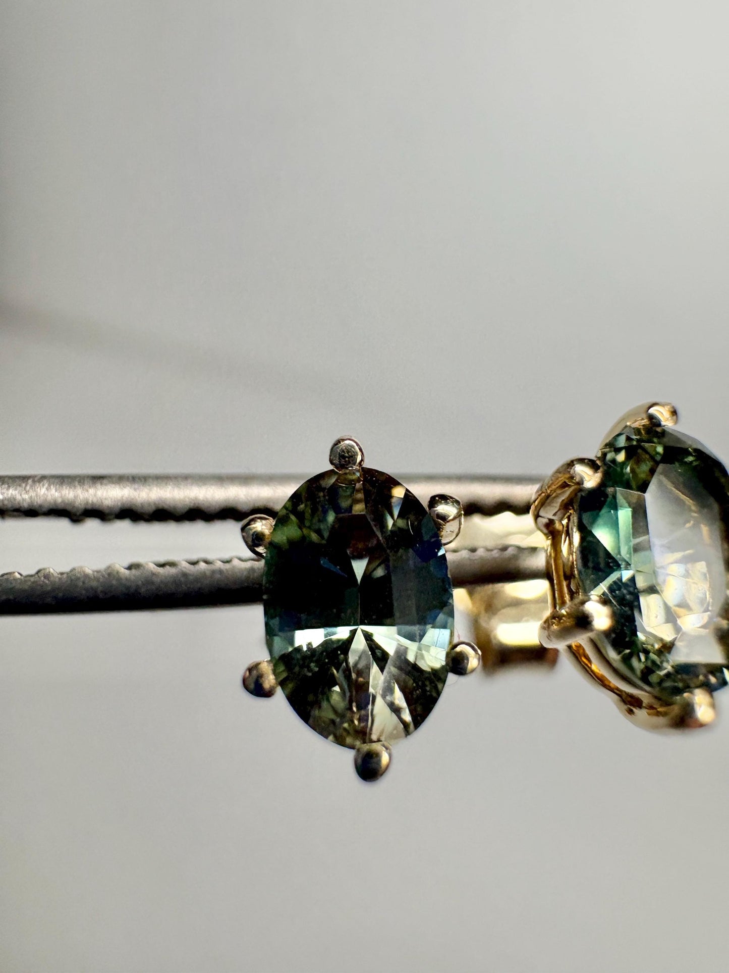Teal Green Oregon Sunstone Stud Earrings Oval 9k Gold 6x4mm - NewLifeJewelryVault