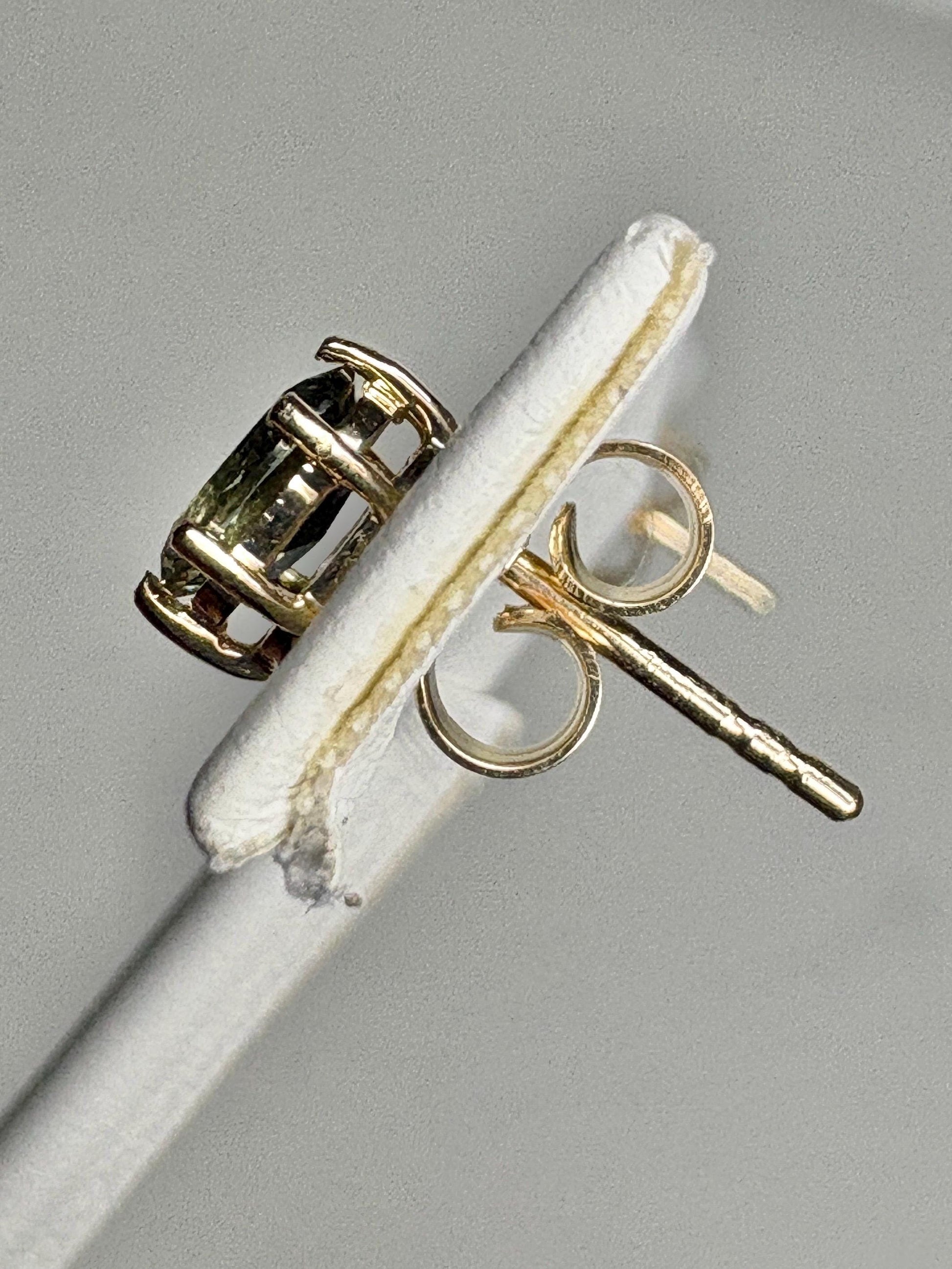 Teal Green Oregon Sunstone Stud Earrings Oval 9k Gold 6x4mm - NewLifeJewelryVault