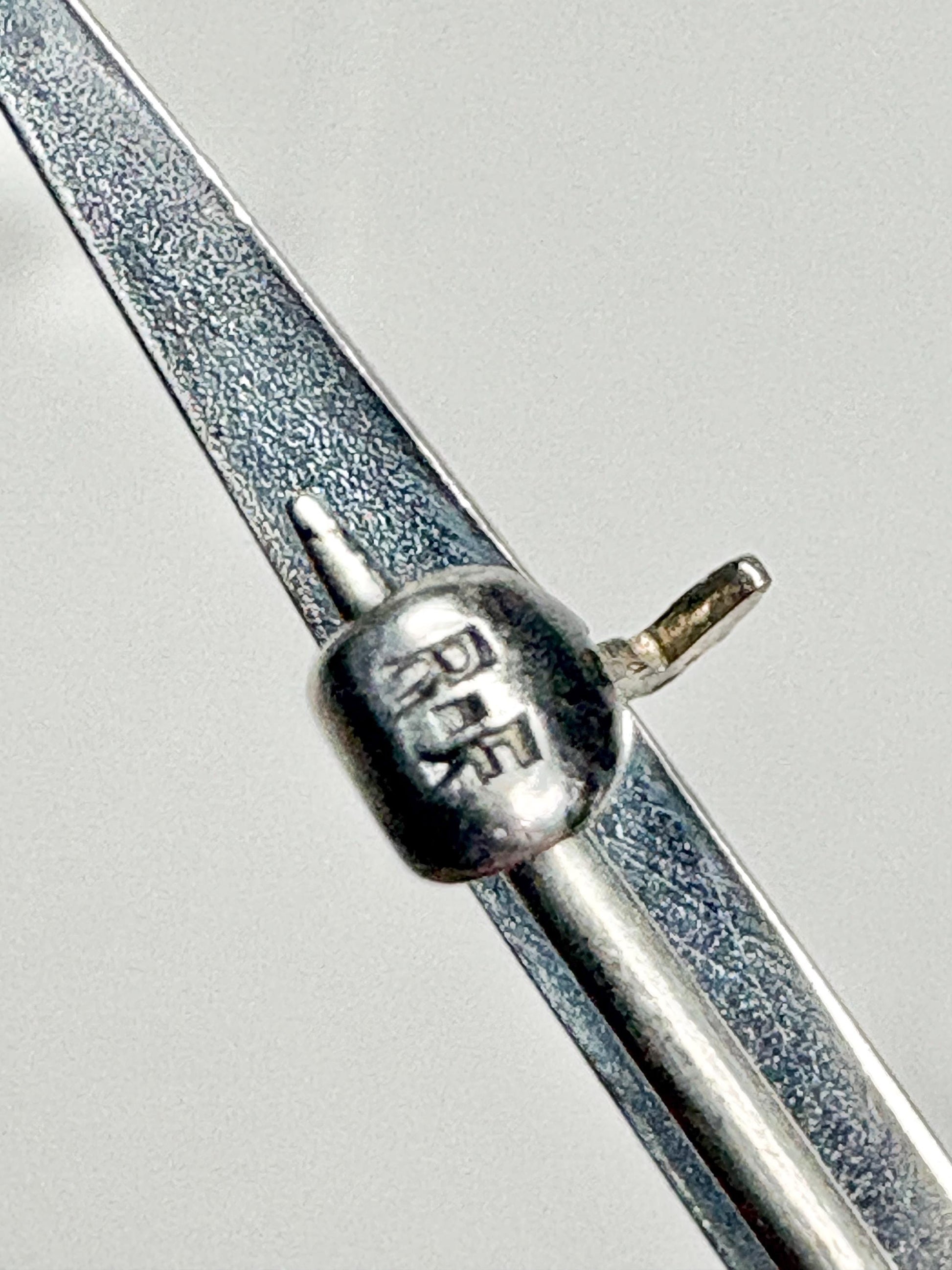 Art Deco Comet Brooch Sterling Silver - NewLifeJewelryVault
