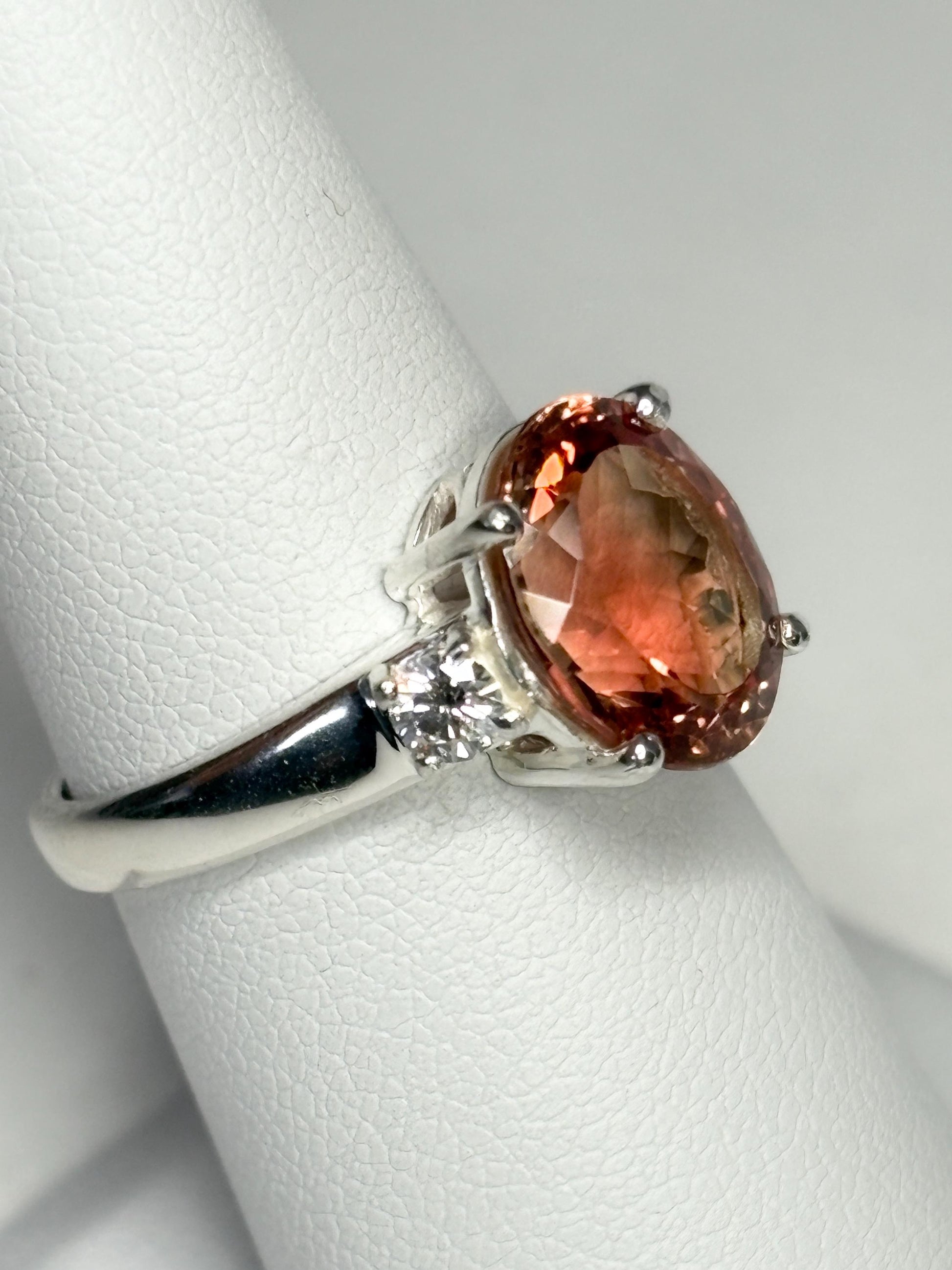 Oregon Sunstone and Lab-Grown Diamond Ring in Sterling Silver size 6.5 - NewLifeJewelryVault