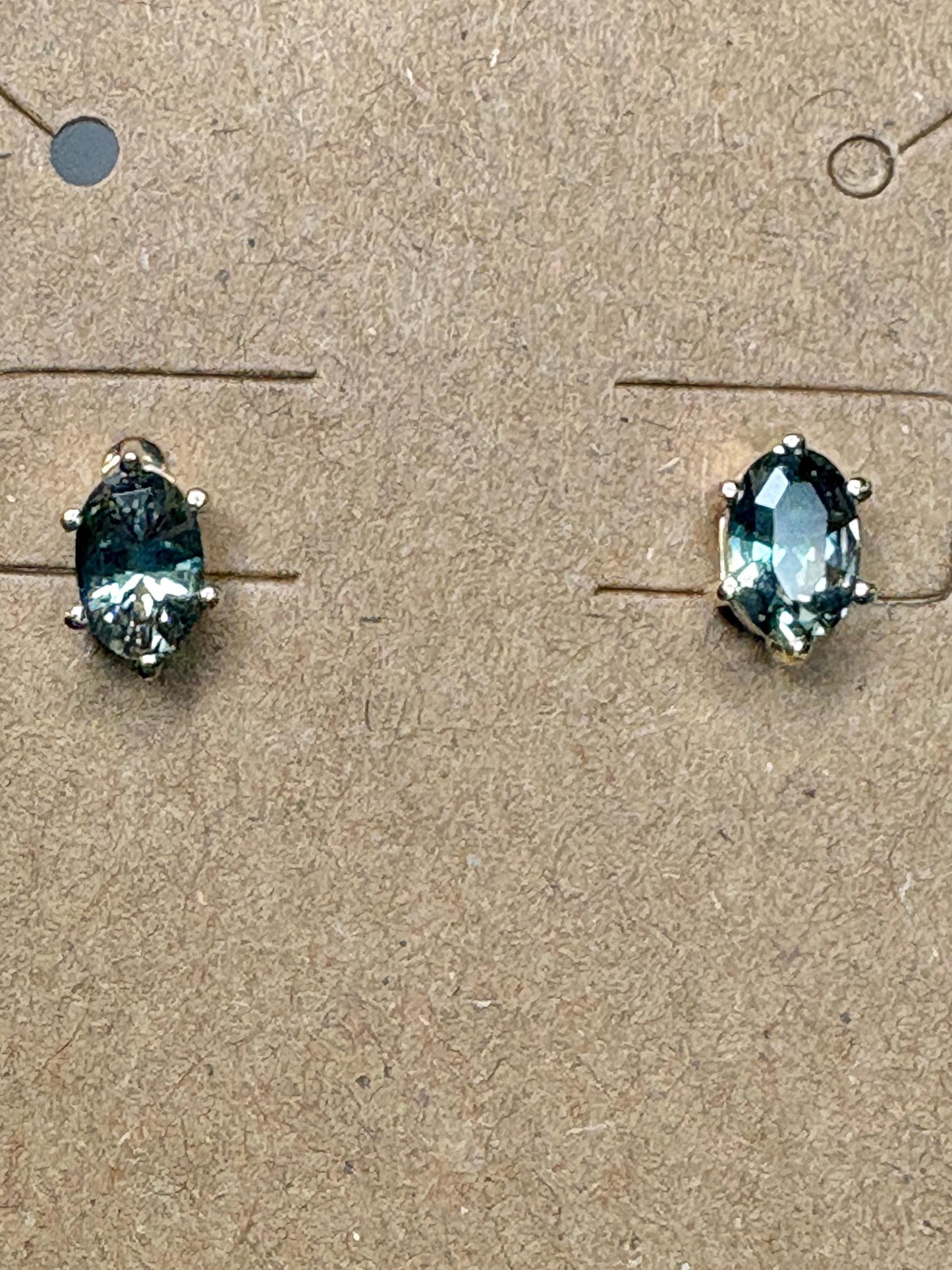 Teal Green Oregon Sunstone Stud Earrings Oval 9k Gold 6x4mm - NewLifeJewelryVault