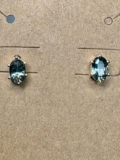 Teal Green Oregon Sunstone Stud Earrings Oval 9k Gold 6x4mm - NewLifeJewelryVault