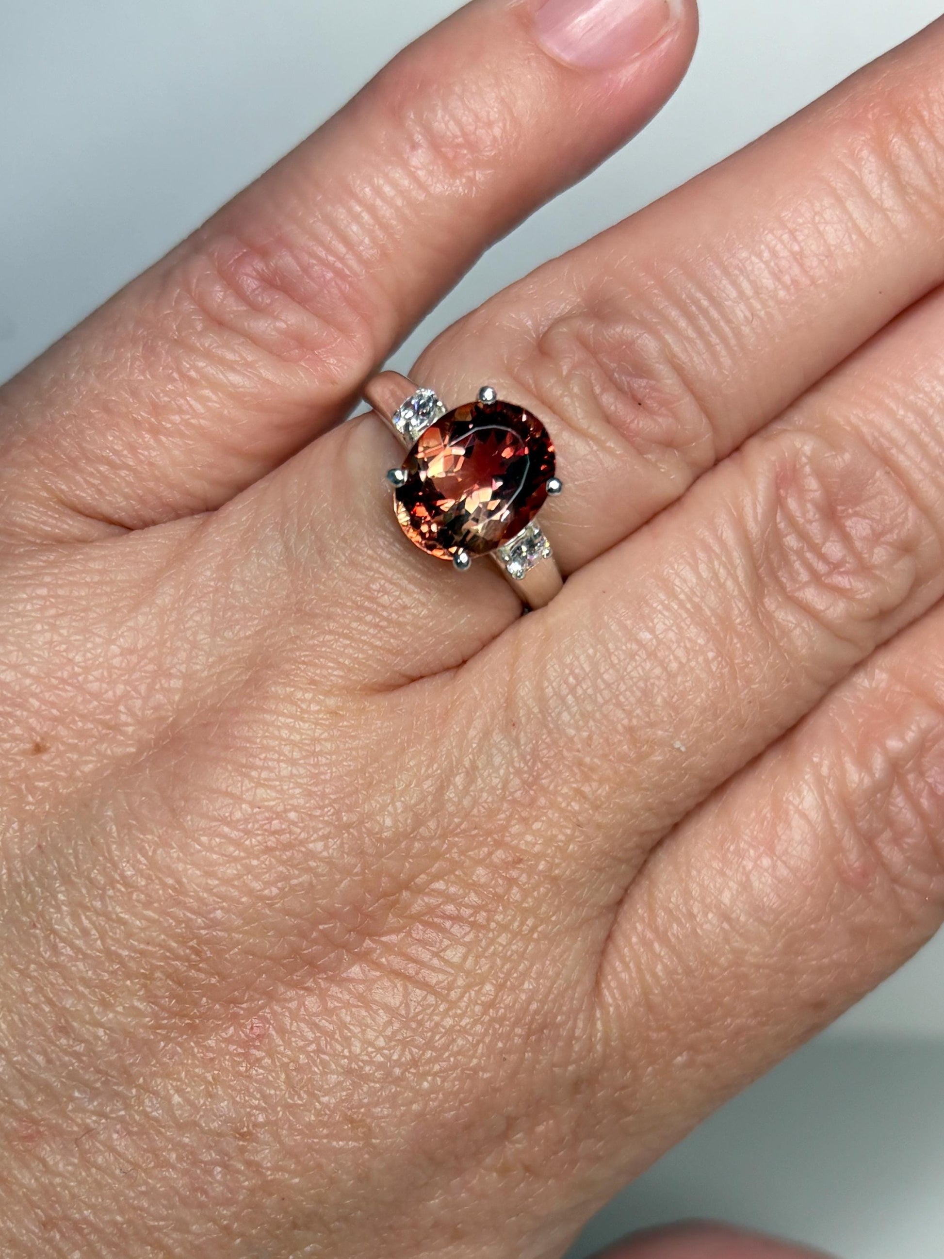 Oregon Sunstone and Lab-Grown Diamond Ring in Sterling Silver size 6.5 - NewLifeJewelryVault