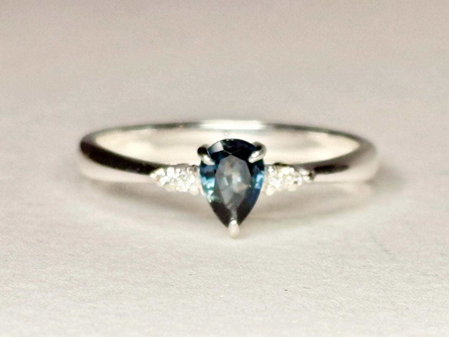 Montana Sapphire and Diamond Ring Sterling Silver size 7 - NewLifeJewelryVault