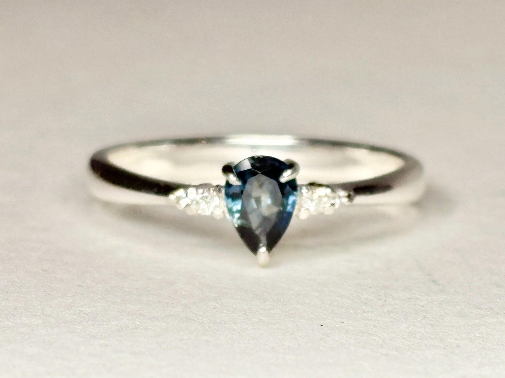 Montana Sapphire and Diamond Ring Sterling Silver size 7 - NewLifeJewelryVault