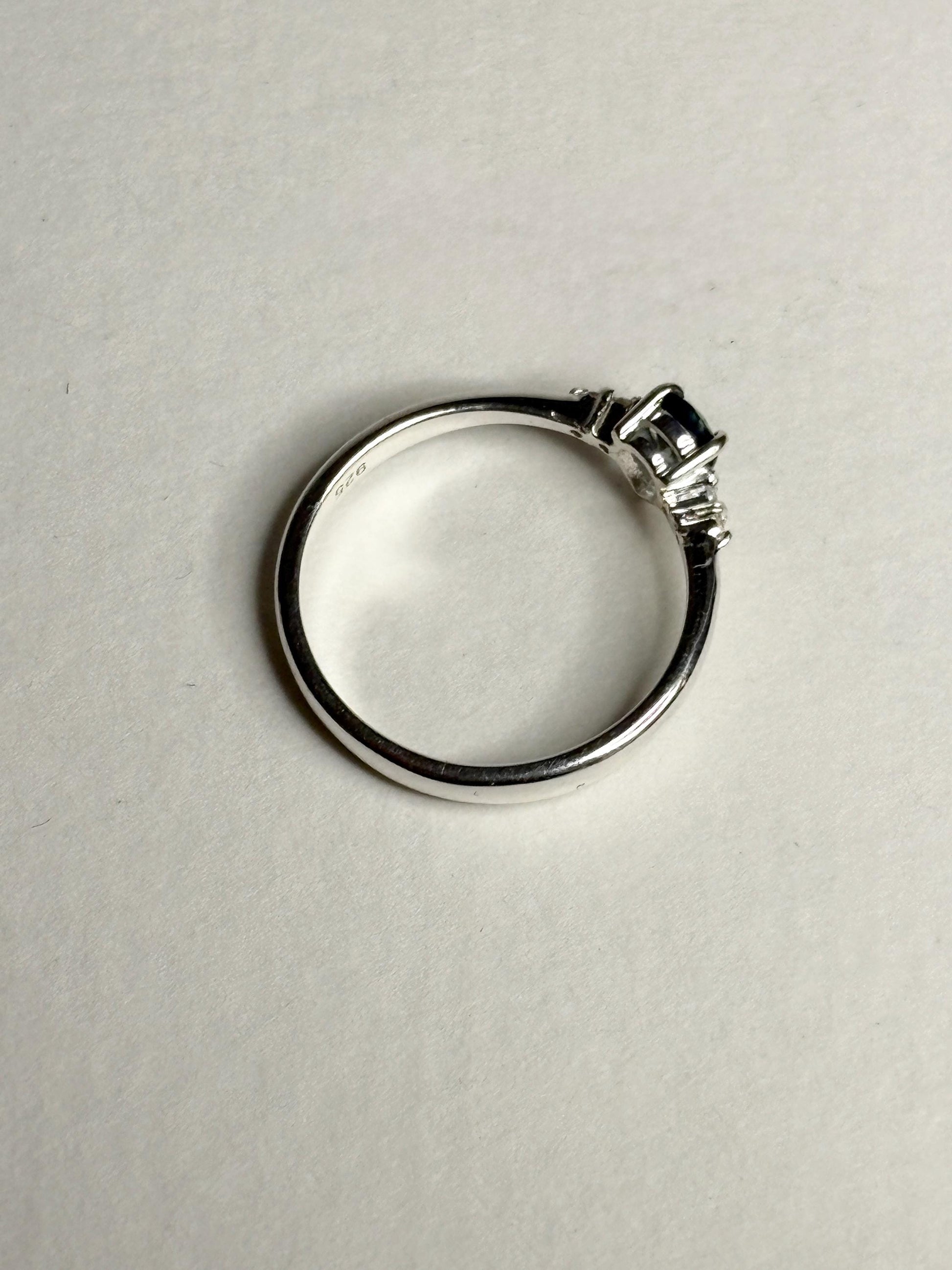 Montana Sapphire and Diamond Ring Sterling Silver size 7 - NewLifeJewelryVault