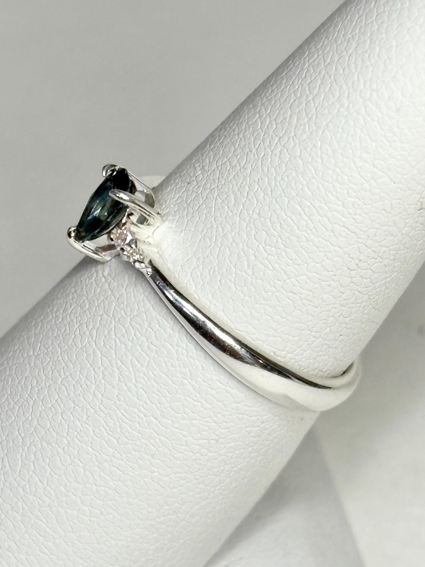 Montana Sapphire and Diamond Ring Sterling Silver size 7 - NewLifeJewelryVault