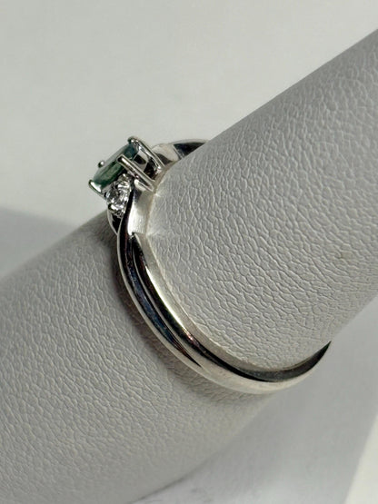 Alexandrite and Diamond Ring Solid 10k White Gold size 6.75 - NewLifeJewelryVault
