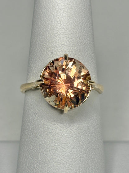 Stunning Bi Color Light Red Oregon Sunstone Solitaire in 14k Gold 4.84ct size 7 - NewLifeJewelryVault