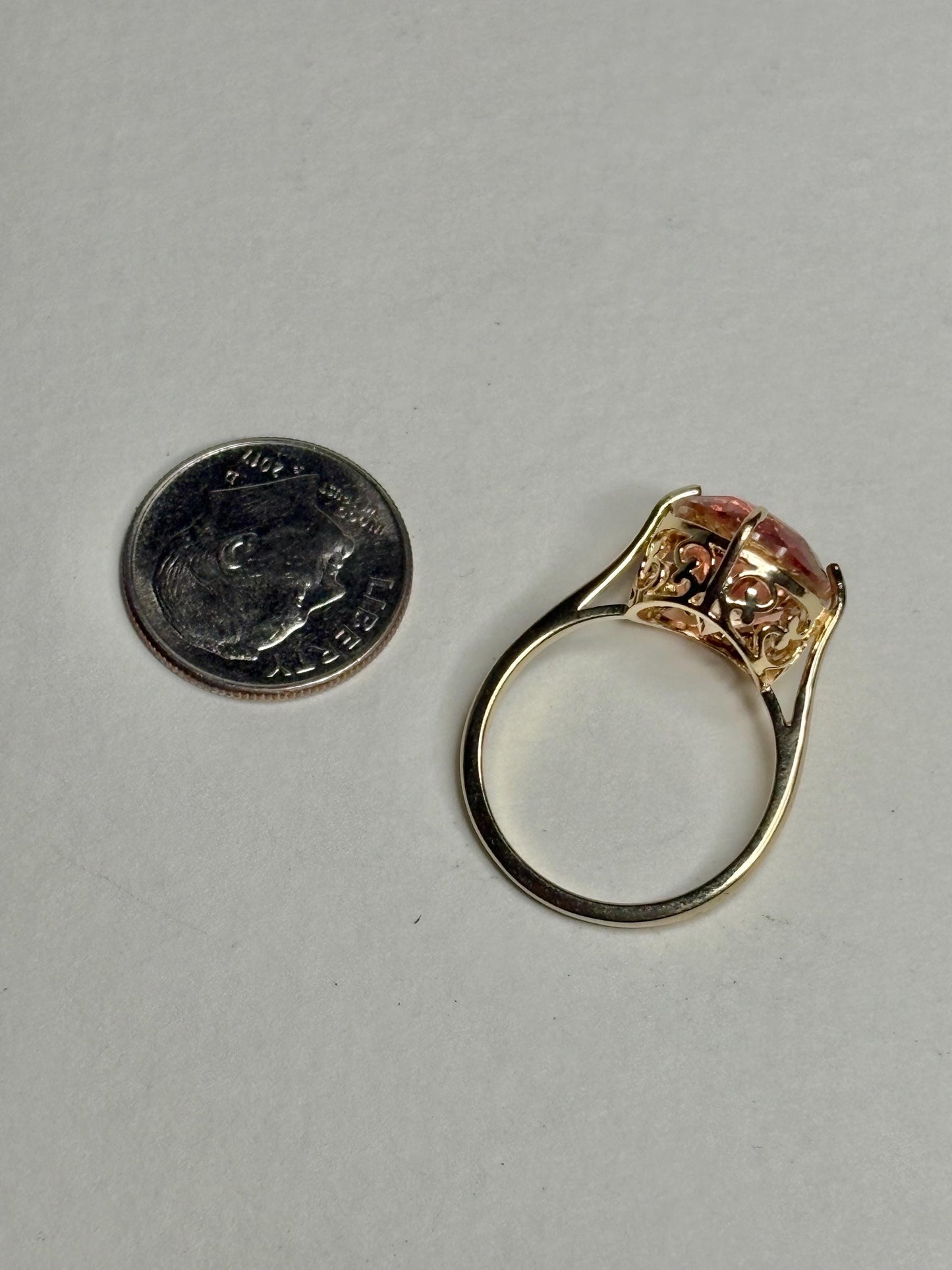 Stunning Bi Color Light Red Oregon Sunstone Solitaire in 14k Gold 4.84ct size 7 - NewLifeJewelryVault