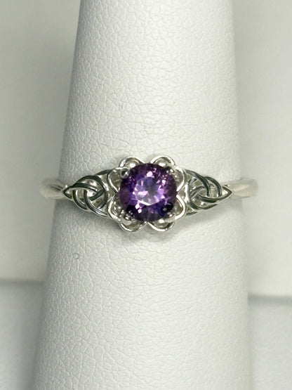 Arizona Four Peaks Amethyst Celtic Style Solitaire Ring Sterling Silver size 6.75 - NewLifeJewelryVault