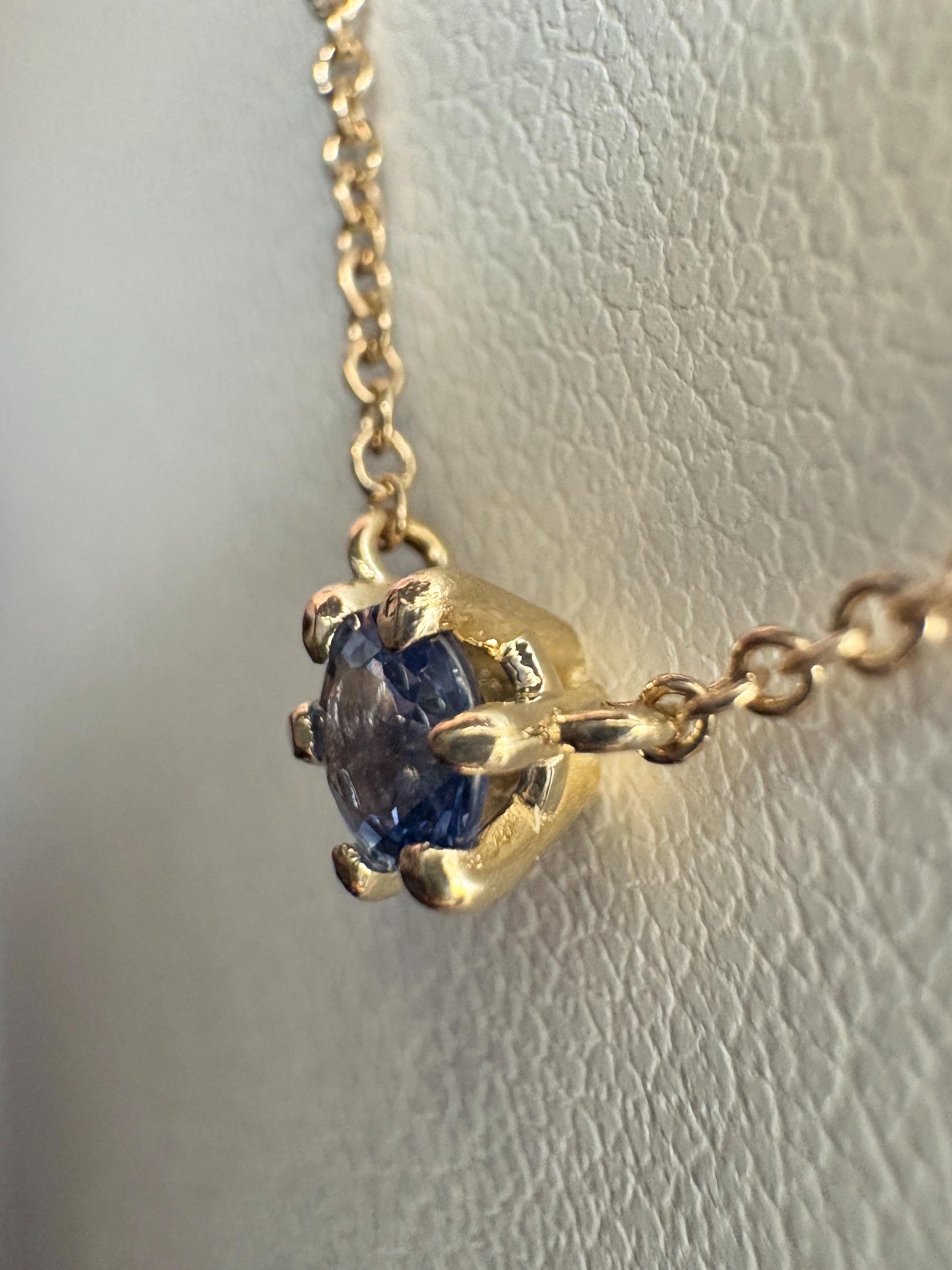 Natural Violetish-Blue Sapphire Solitaire Necklace Solid 14k Gold 18" - NewLifeJewelryVault