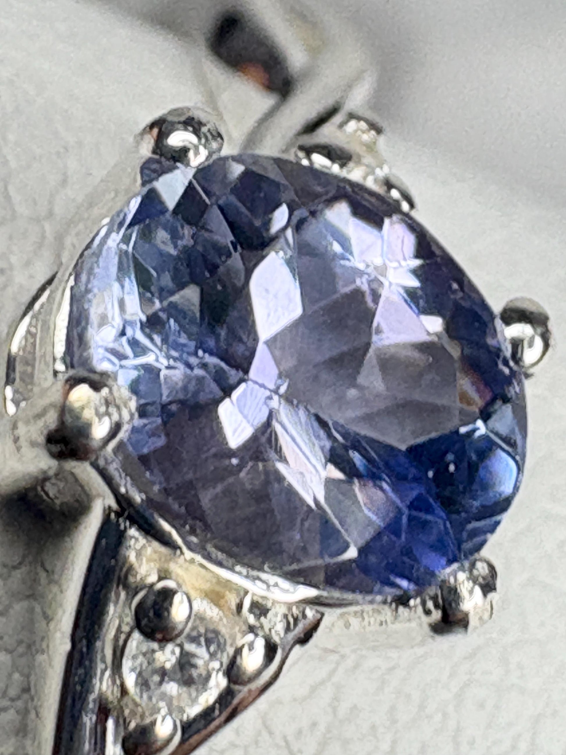 Tanzanite Solitaire Ring Sterling Silver size 7 - NewLifeJewelryVault
