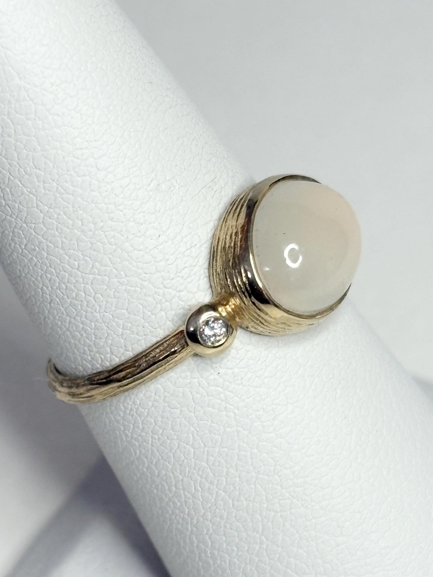 Moonstone and Diamond Ring East West Set 14k Gold size 6.5 - NewLifeJewelryVault