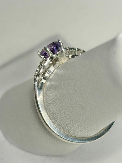 Arizona Four Peaks Amethyst Celtic Style Solitaire Ring Sterling Silver size 6.75 - NewLifeJewelryVault