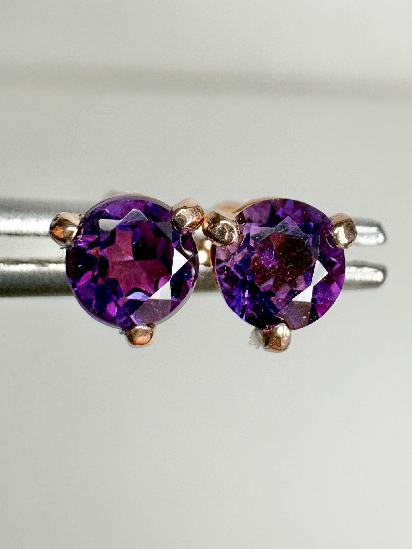 Amethyst Four Peaks Mine Arizona Stud Earrings in Rose Gold 4mm - NewLifeJewelryVault