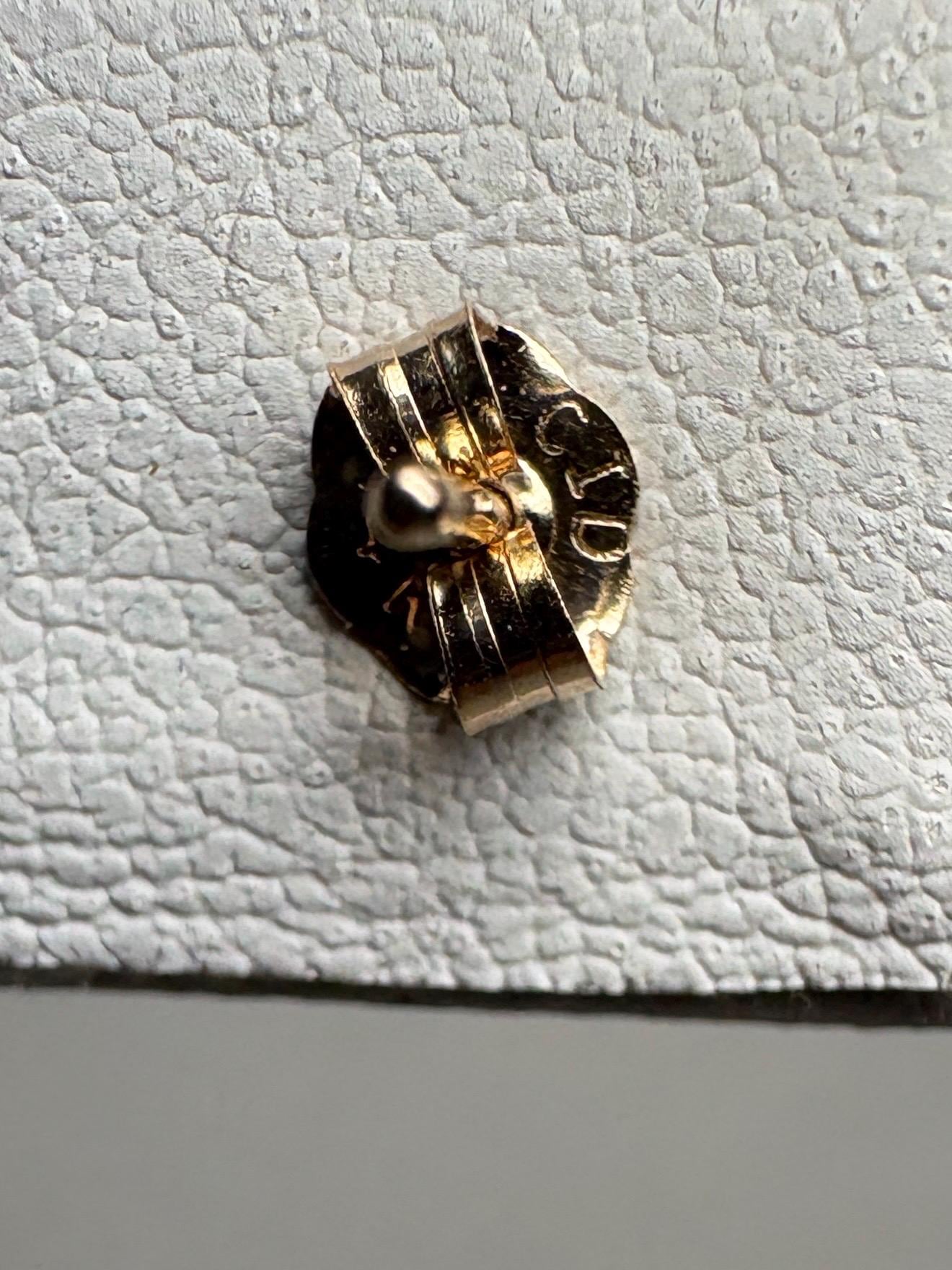 Demantoid Garnet Stud Earrings 14k Gold 4mm - NewLifeJewelryVault