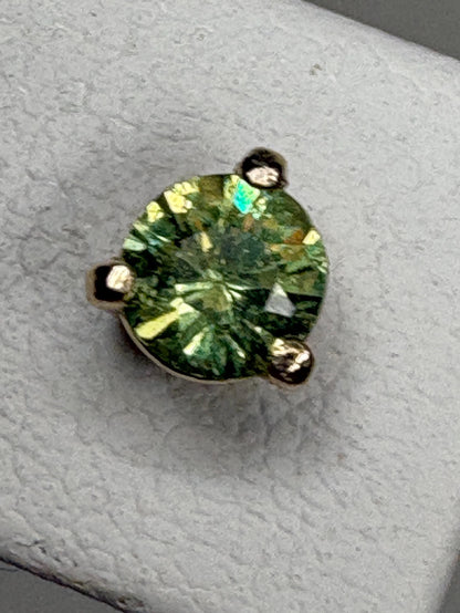Demantoid Garnet Stud Earrings 14k Gold 4mm - NewLifeJewelryVault