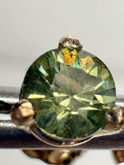 Demantoid Garnet Stud Earrings 14k Gold 4mm - NewLifeJewelryVault