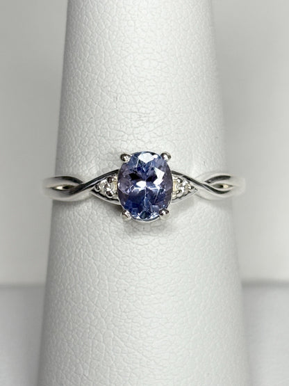 Tanzanite Solitaire Ring Sterling Silver size 7 - NewLifeJewelryVault