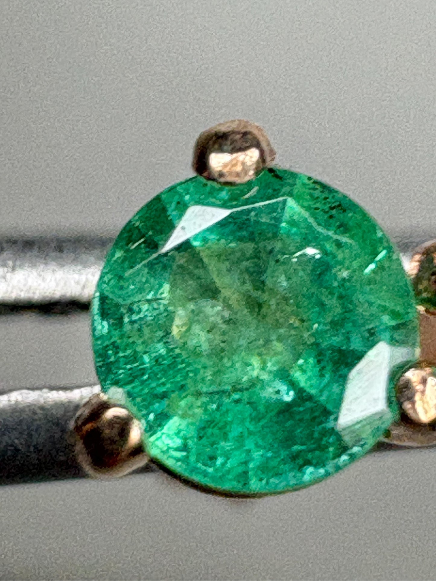 Natural Emerald Stud Earrings in Rose Gold 4mm - NewLifeJewelryVault