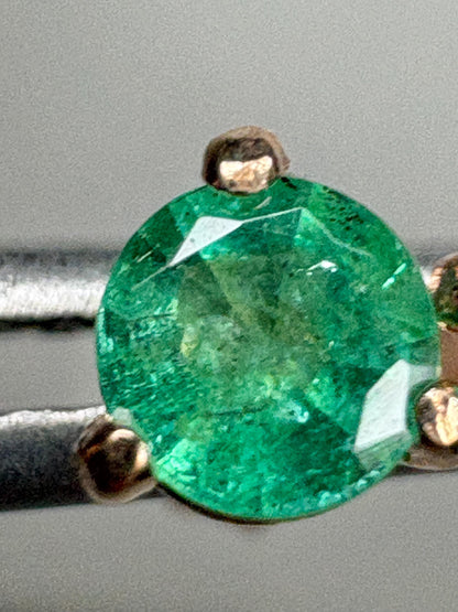 Natural Emerald Stud Earrings in Rose Gold 4mm - NewLifeJewelryVault