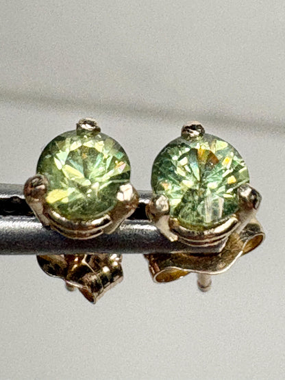Demantoid Garnet Stud Earrings 14k Gold 4mm - NewLifeJewelryVault