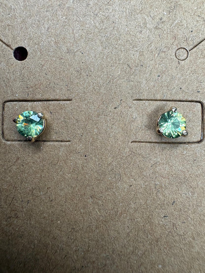 Demantoid Garnet Stud Earrings 14k Gold 4mm - NewLifeJewelryVault