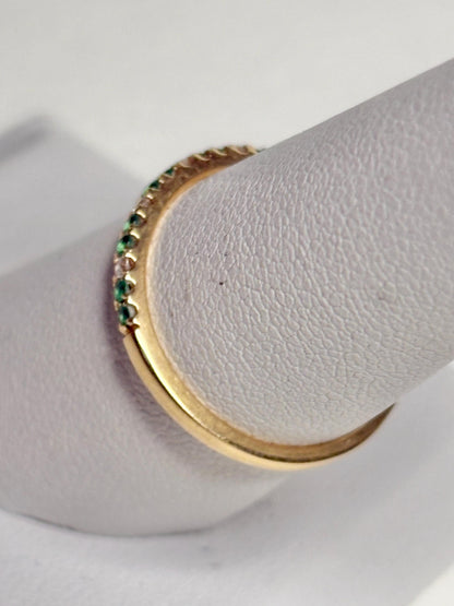 Emerald and Diamond Stackable Band Ring Bony Levy Solid 18k Gold size 7.5 - NewLifeJewelryVault