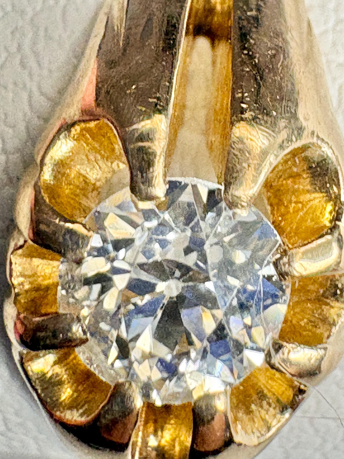 Victorian Old Mine Cut Diamond Belcher Ring Solid 18k Gold 18ct - NewLifeJewelryVault