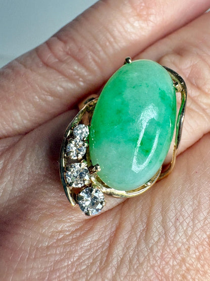 Type A Jadeite Jade and Natural Diamond Freeform Ring in Solid 14k Gold size 6.5 - NewLifeJewelryVault