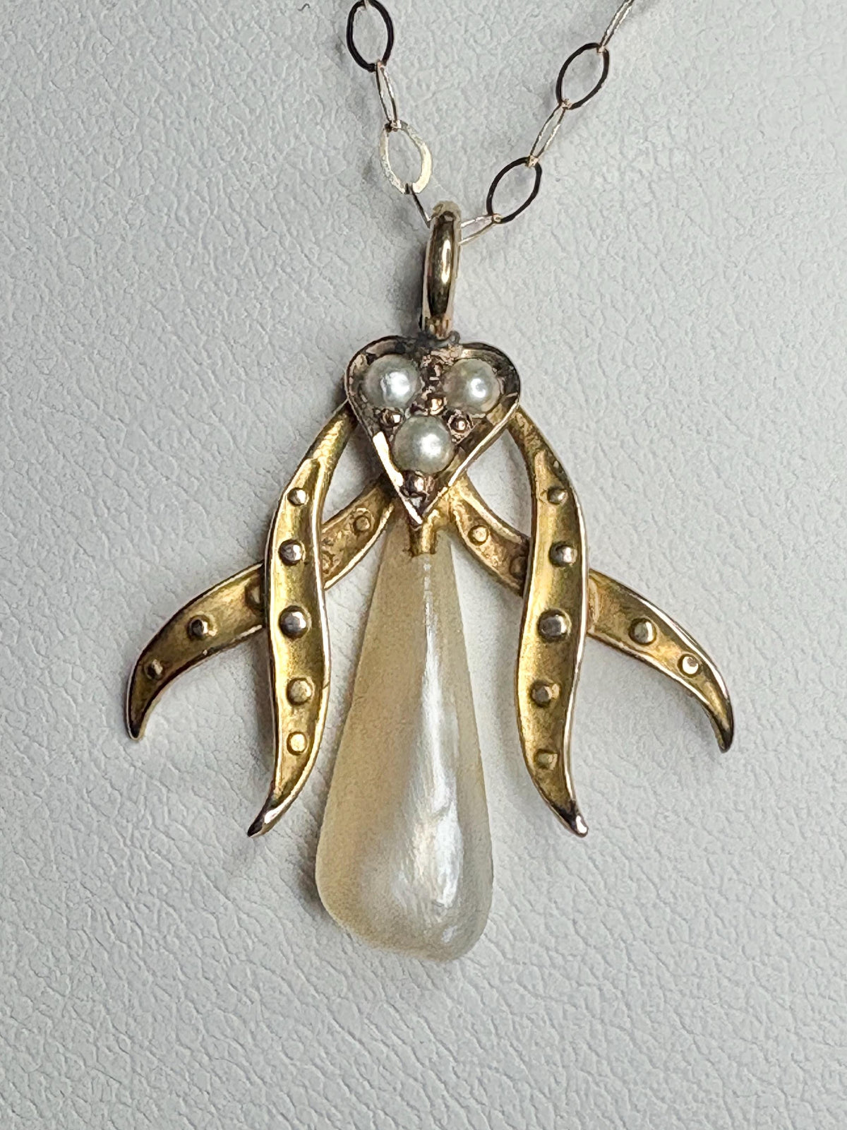 Art Nouveau Mississippi River Pearl Pendant in solid 10k Gold with Free Chain 18" - NewLifeJewelryVault