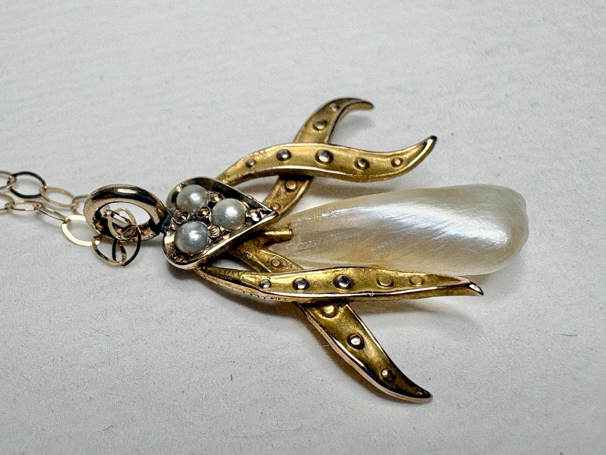 Art Nouveau Mississippi River Pearl Pendant in solid 10k Gold with Free Chain 18" - NewLifeJewelryVault