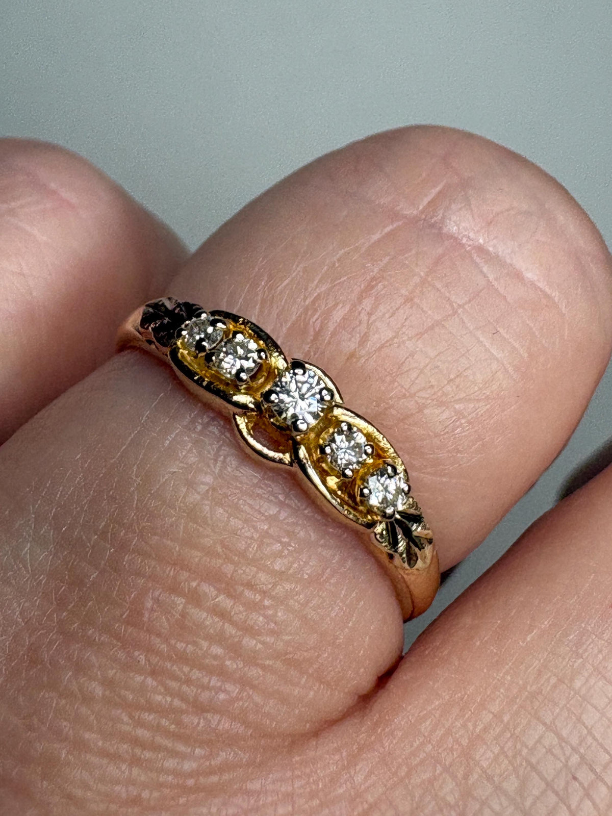 Black Hills Gold Natural 5 Diamond Ring Solid 10k Gold size 7.5 - NewLifeJewelryVault