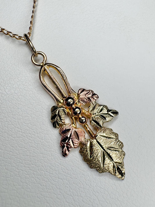 Black Hills Gold Leave Grapevine Pendant in 10k With 14k Chain 18" - NewLifeJewelryVault
