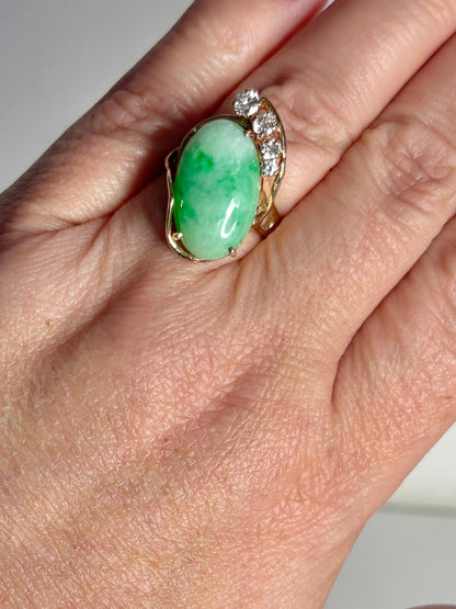 Type A Jadeite Jade and Natural Diamond Freeform Ring in Solid 14k Gold size 6.5 - NewLifeJewelryVault