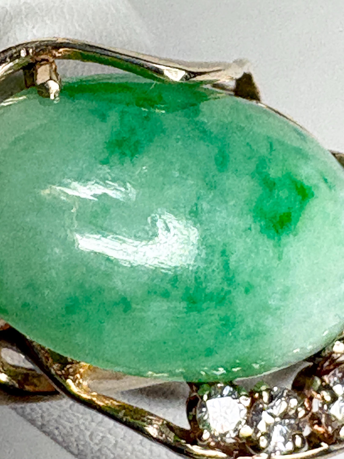 Type A Jadeite Jade and Natural Diamond Freeform Ring in Solid 14k Gold size 6.5 - NewLifeJewelryVault