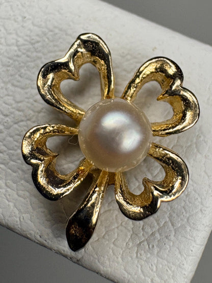 Four Leaf Clover Akoya Cultured Pearl Stud Earrings Solid 14k Gold - NewLifeJewelryVault