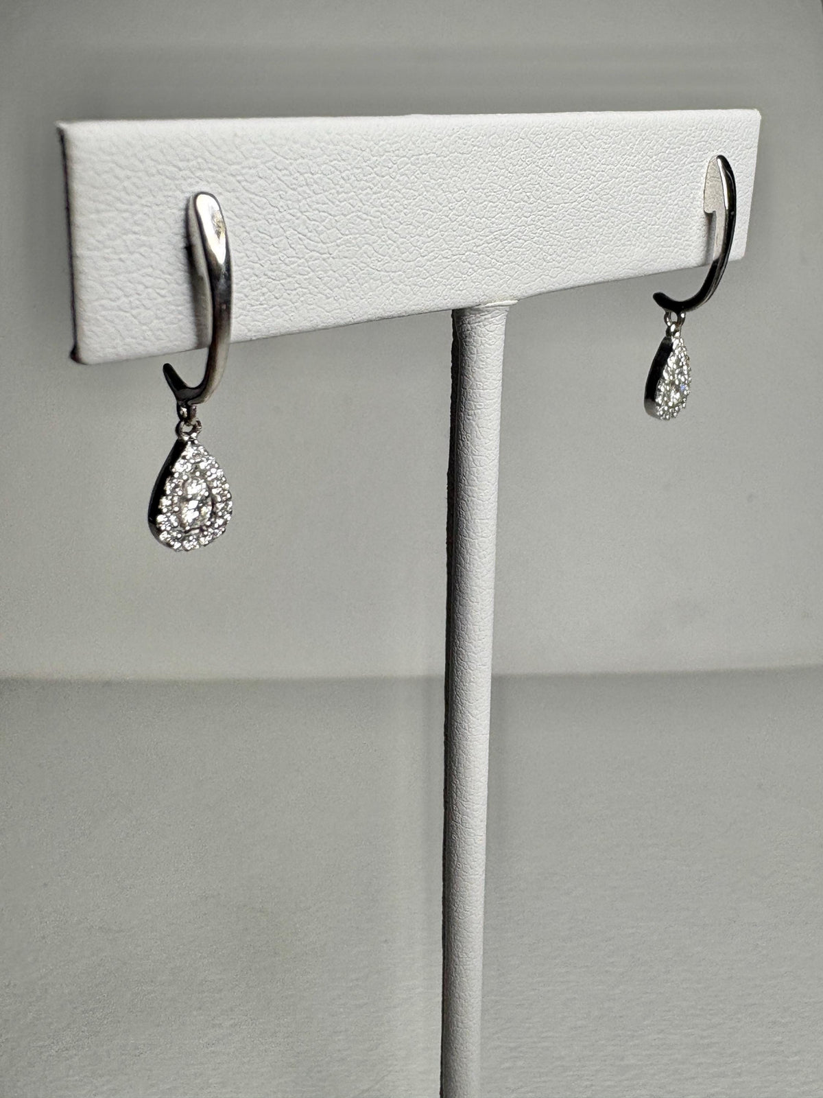 Tear Drop Dangle Drop Natural Diamond Earrings in 14k White Gold .25ctw - NewLifeJewelryVault