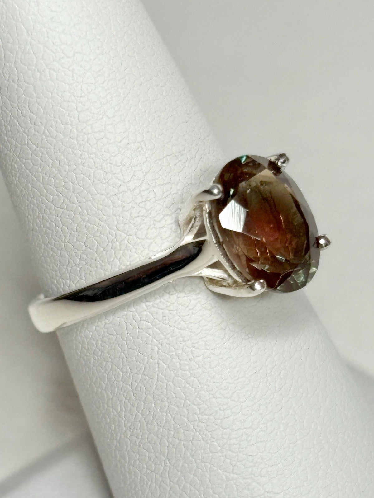Bi-Color Oregon Sunstone Solitaire Ring in Sterling Silver size 7 - NewLifeJewelryVault