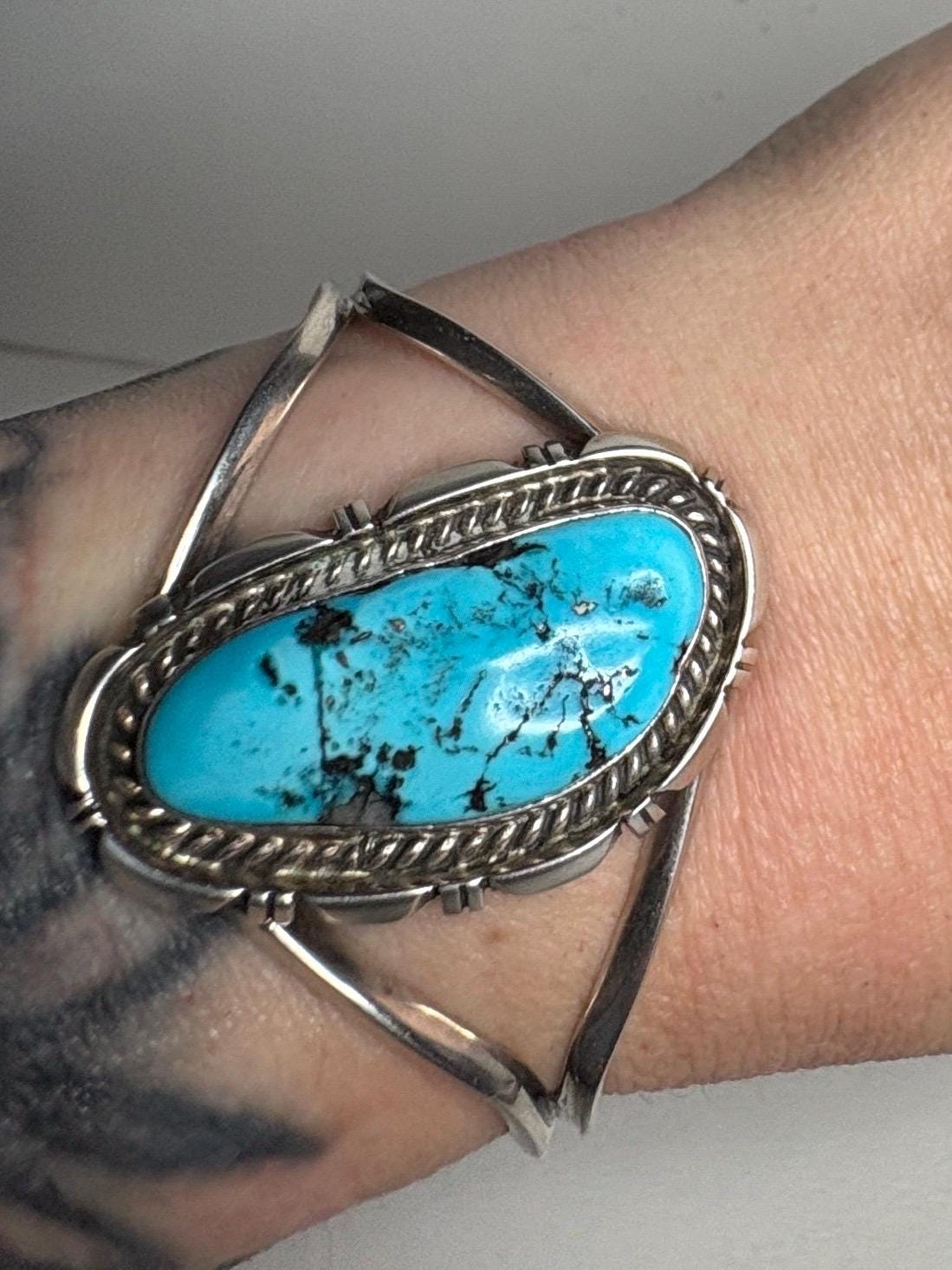 Southwest Arizona American Turquoise Cuff Bracelet Sterling Silver 31.8g S-M - NewLifeJewelryVault