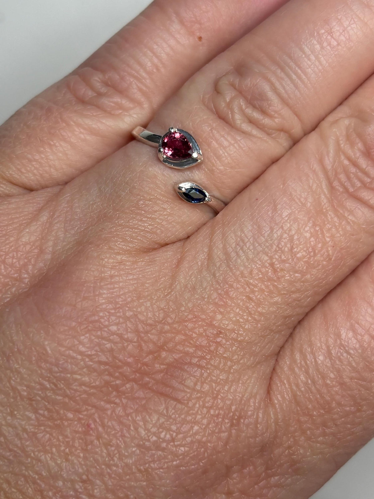 Padparadcha colored Pink and Blue Sapphire Open Band Ring Sterling Silver size 7 - NewLifeJewelryVault