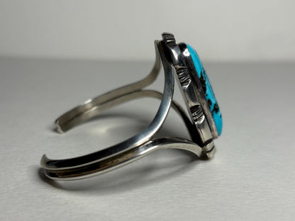Southwest Arizona American Turquoise Cuff Bracelet Sterling Silver 31.8g S-M - NewLifeJewelryVault