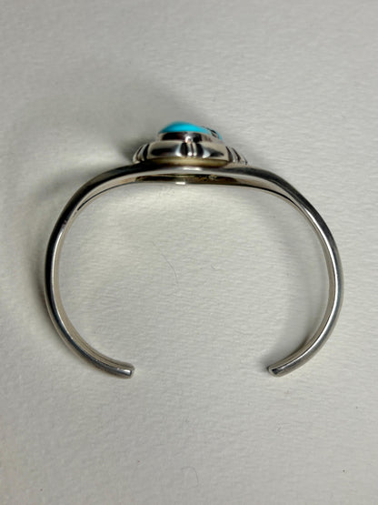 Southwest Arizona American Turquoise Cuff Bracelet Sterling Silver 31.8g S-M - NewLifeJewelryVault