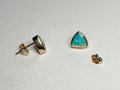 Australian Opal Bezel Set Triangular Stud Earrings in Solid 14k Gold 6mm - NewLifeJewelryVault