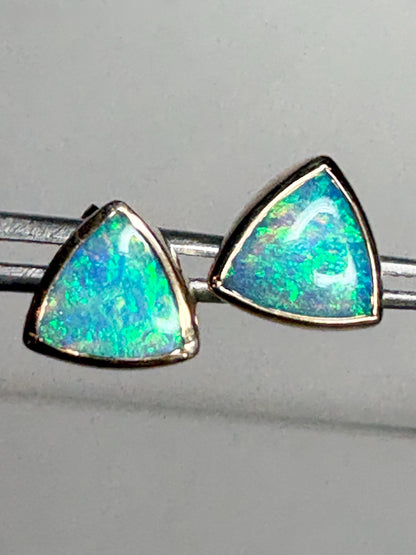 Australian Opal Bezel Set Triangular Stud Earrings in Solid 14k Gold 6mm - NewLifeJewelryVault